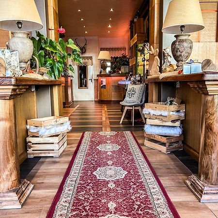 Hotel Moderno Restaurant Serina  Εξωτερικό φωτογραφία