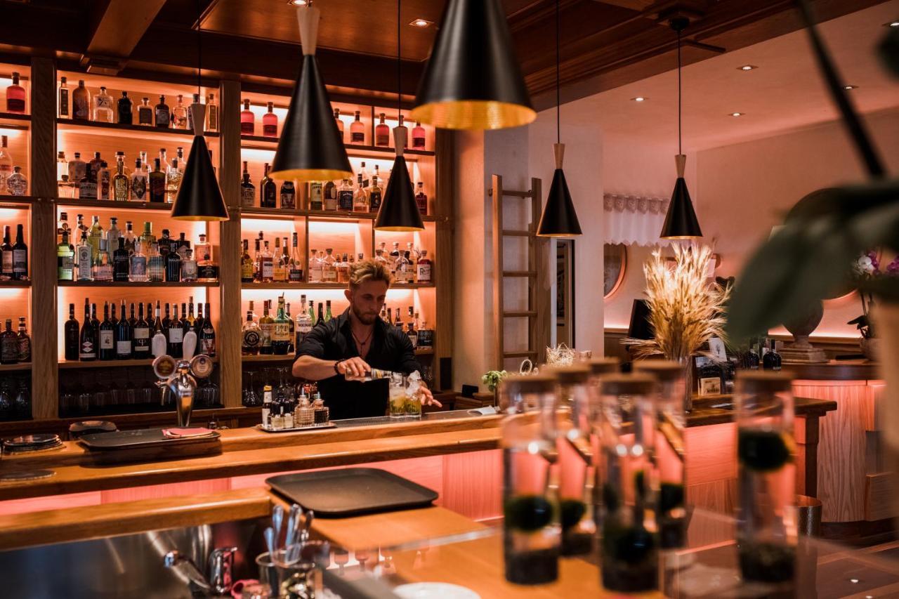 Hotel Moderno Restaurant Serina  Εξωτερικό φωτογραφία